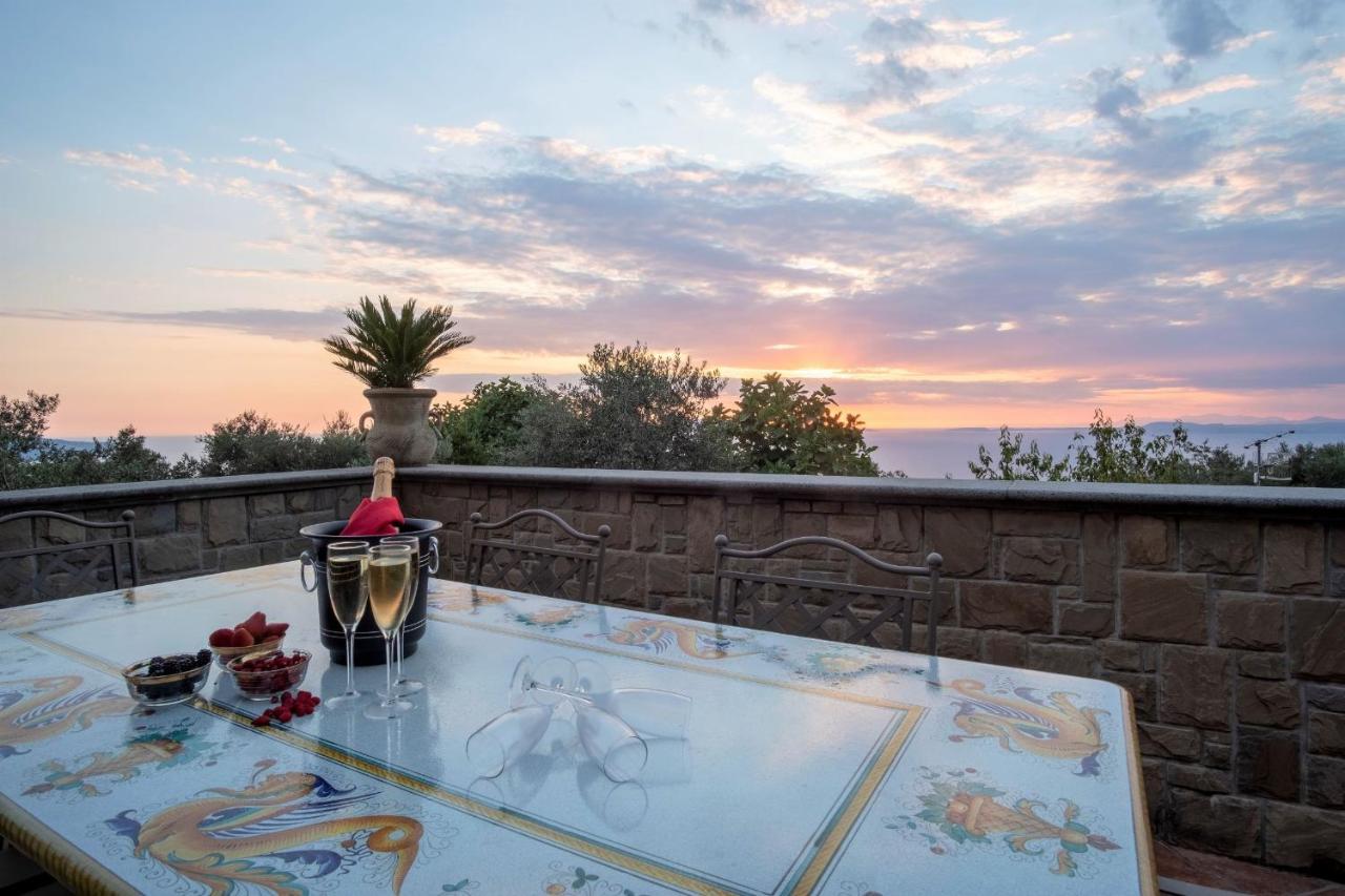 Villa Marika - Private Heated Pool Massa Lubrense Εξωτερικό φωτογραφία